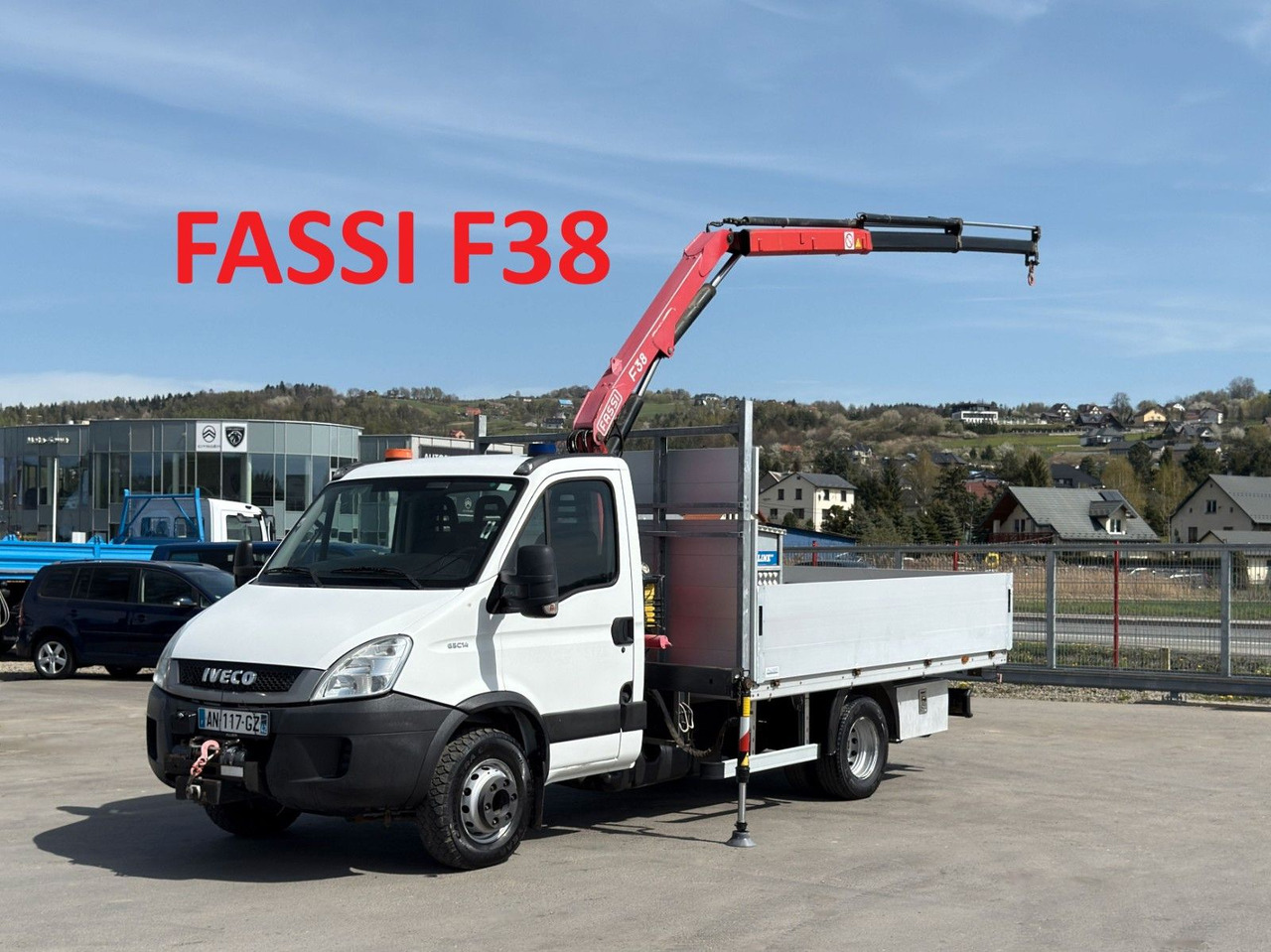 Iveco Daily 65C14 Pritsche 3,75 m FASSI F38 A.22 - شاحنة مفتوحة: صورة 1 Iveco Daily 65C14 Pritsche 3,75 m FASSI F38 A.22 - شاحنة مفتوحة: صورة 1