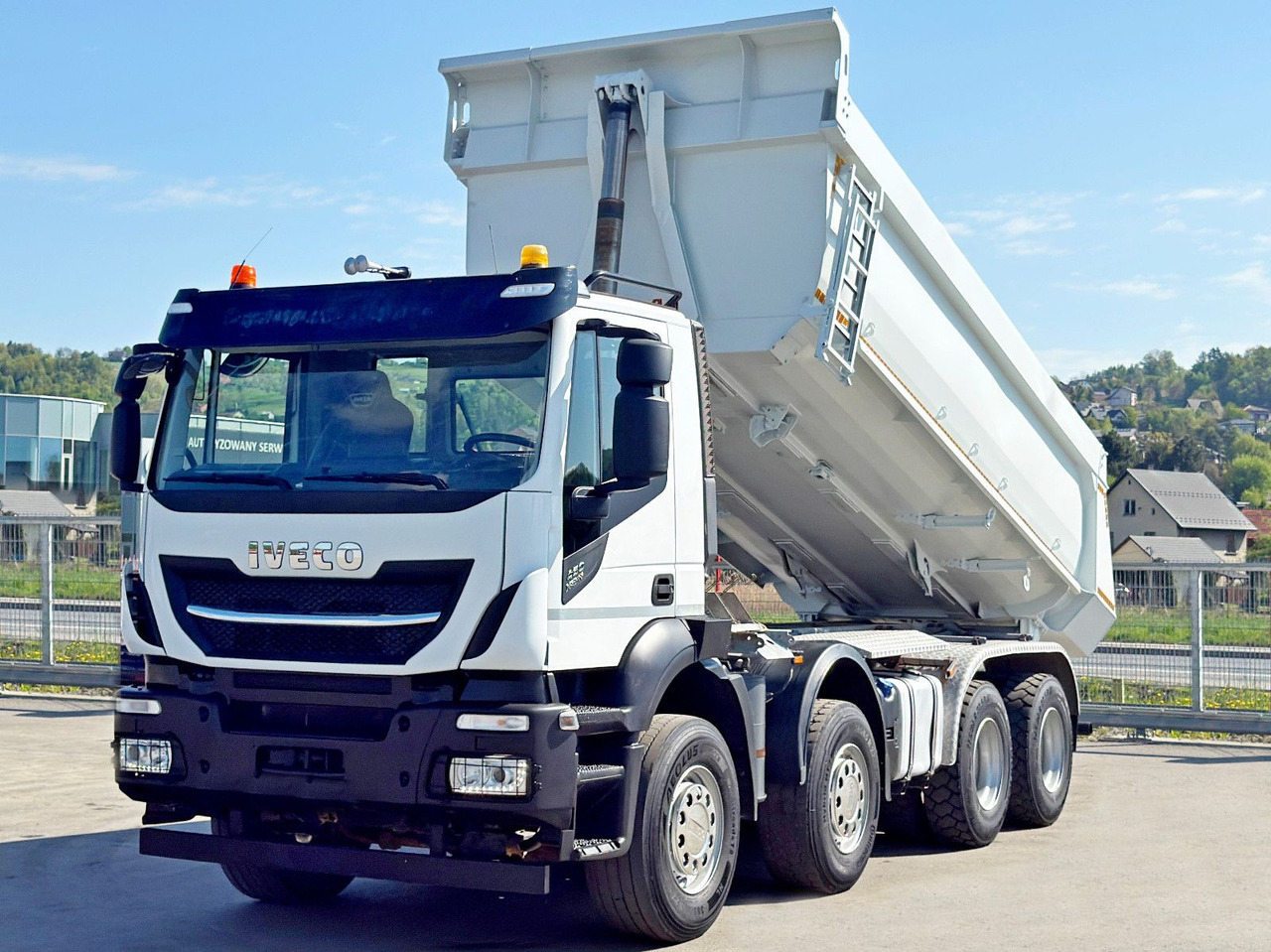 Iveco STRALIS X - WAY 460 * KIPPER * 8x4 * TOPZUSTAND - شاحنة قلاب: صورة 4 Iveco STRALIS X - WAY 460 * KIPPER * 8x4 * TOPZUSTAND - شاحنة قلاب: صورة 4