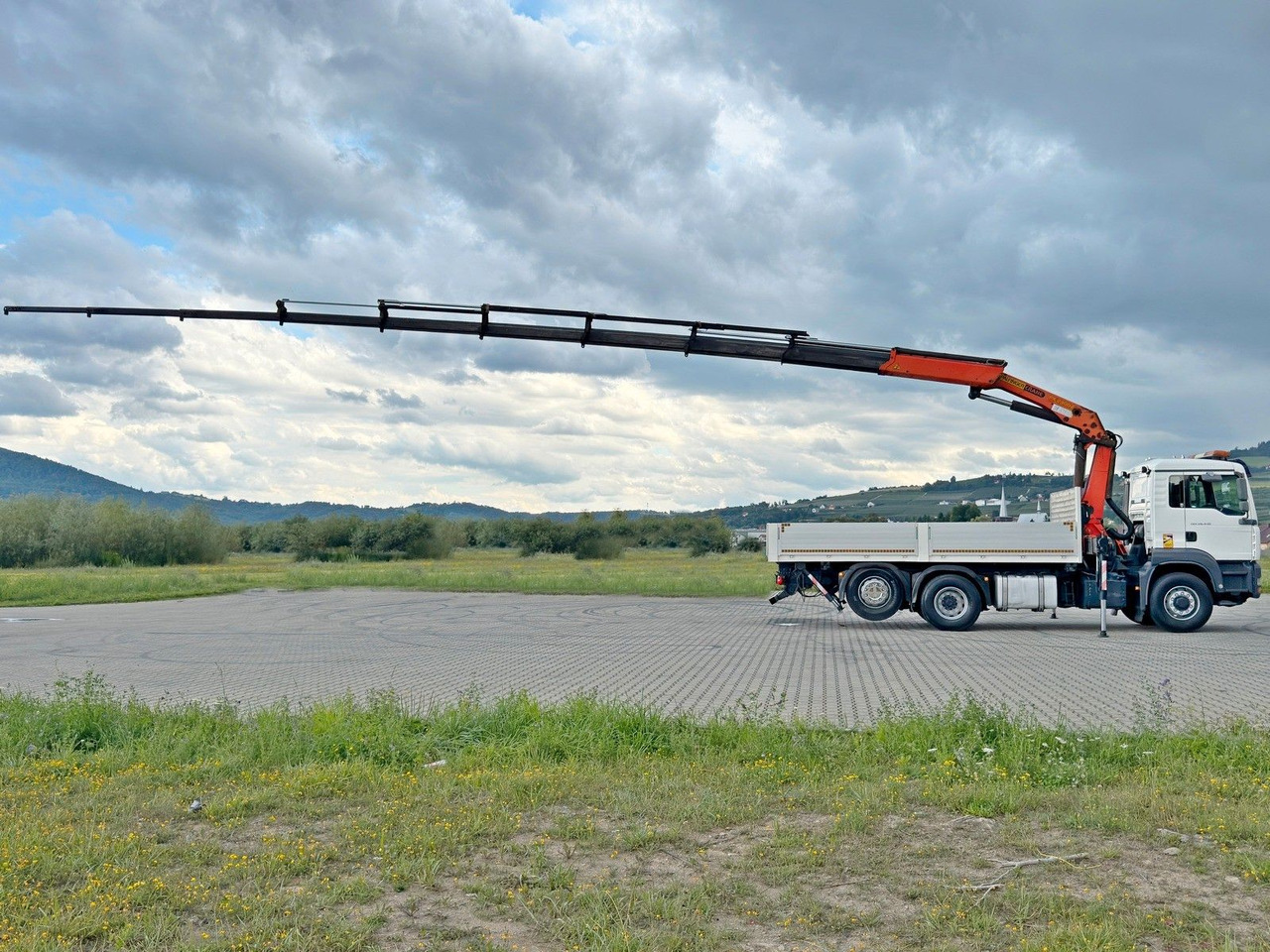 MAN TGA 26.430 Pritsche 5,50m + KRAN+ FUNK/6-4H2 MAN TGA 26.430 * PK 23002 + FUNK/6-4H2 - شاحنة كرين: صورة 5 MAN TGA 26.430 Pritsche 5,50m + KRAN+ FUNK/6-4H2 MAN TGA 26.430 * PK 23002 + FUNK/6-4H2 - شاحنة كرين: صورة 5