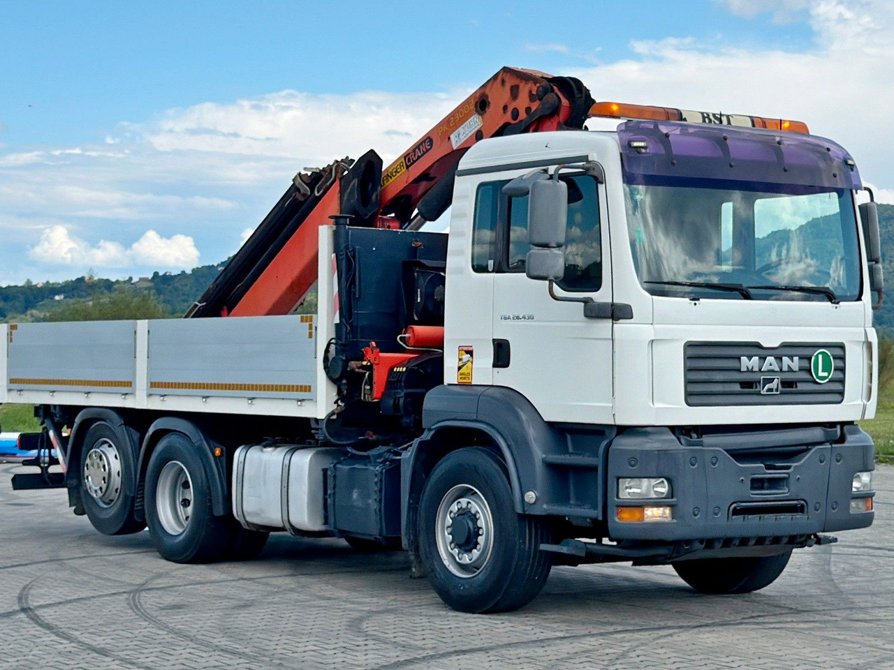 MAN TGA 26.430 Pritsche 5,50m + KRAN+ FUNK/6-4H2 MAN TGA 26.430 * PK 23002 + FUNK/6-4H2 - شاحنة كرين: صورة 3 MAN TGA 26.430 Pritsche 5,50m + KRAN+ FUNK/6-4H2 MAN TGA 26.430 * PK 23002 + FUNK/6-4H2 - شاحنة كرين: صورة 3