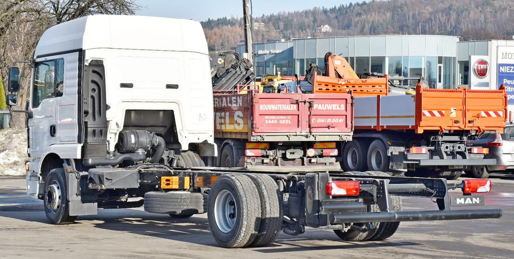 MAN TGM 12.290* FAHRGESTELL 6,30 m * TOPZUSTAND - شاحنة هيكل كابينة: صورة 4 MAN TGM 12.290* FAHRGESTELL 6,30 m * TOPZUSTAND - شاحنة هيكل كابينة: صورة 4