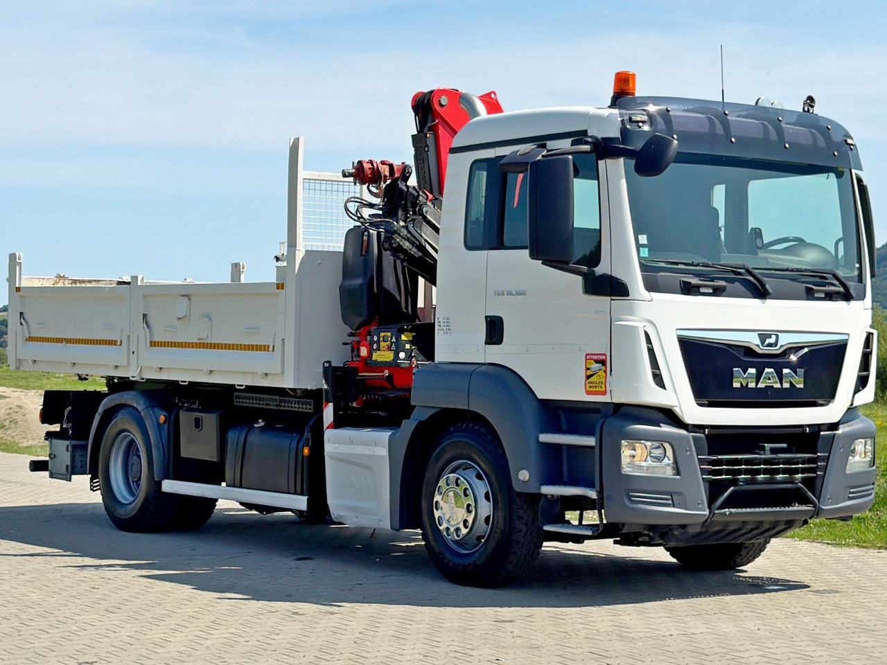MAN TGS 18.360 * FASSI F135A.0.23 + FUNK * TOP - شاحنة كرين: صورة 3 MAN TGS 18.360 * FASSI F135A.0.23 + FUNK * TOP - شاحنة كرين: صورة 3