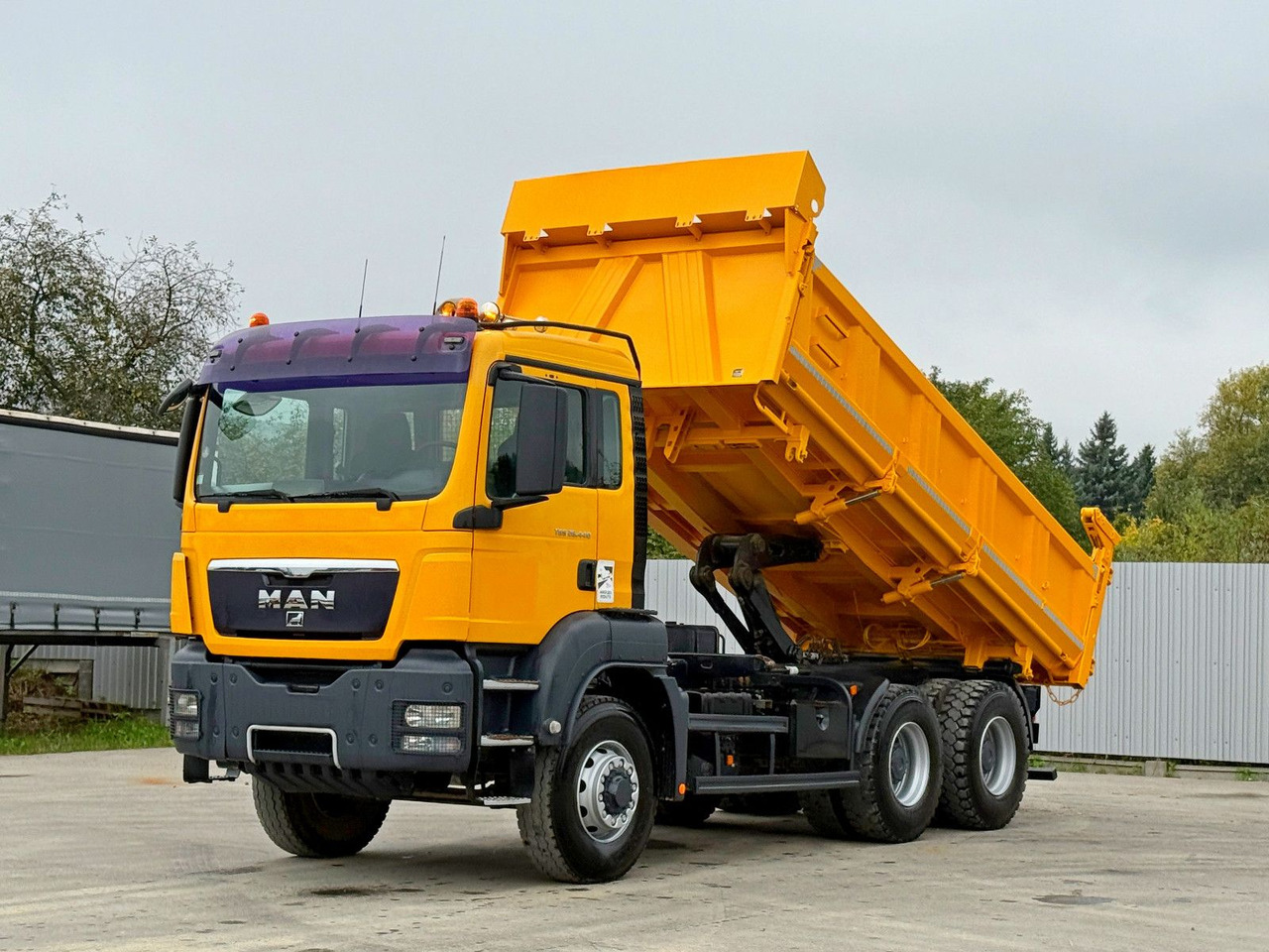 MAN TGS 26.440 * Kipper 5,20m+BORDMATIC * 6x6 * TOP - شاحنة قلاب, شاحنة كرين: صورة 2 MAN TGS 26.440 * Kipper 5,20m+BORDMATIC * 6x6 * TOP - شاحنة قلاب, شاحنة كرين: صورة 2