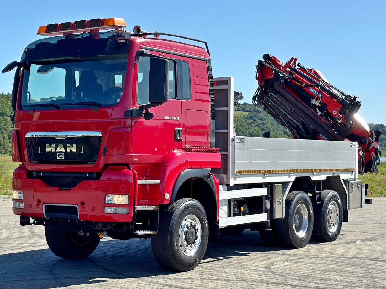MAN TGS 28.480 * EFFER 255/5S + JIB 3S + FUNK * TOP - شاحنة كرين: صورة 4 MAN TGS 28.480 * EFFER 255/5S + JIB 3S + FUNK * TOP - شاحنة كرين: صورة 4