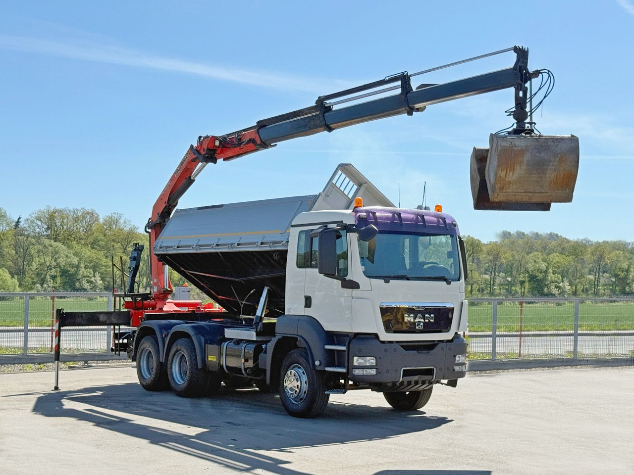 MAN TGS 33.360*KIPPER 4,95 m *PK 15002 * 6x4 - شاحنة كرين: صورة 2 MAN TGS 33.360*KIPPER 4,95 m *PK 15002 * 6x4 - شاحنة كرين: صورة 2