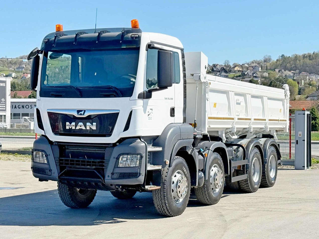 MAN TGS 35.500 KIPPER 6,00 m + BORDMATIC * 8x4 - شاحنة قلاب: صورة 2 MAN TGS 35.500 KIPPER 6,00 m + BORDMATIC * 8x4 - شاحنة قلاب: صورة 2