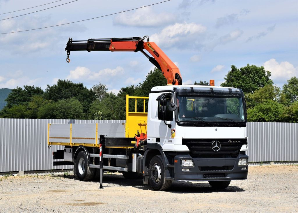 Mercedes-Benz ACTROS 1832 PRITSCHE 6,70m * PK 15500*TOPZUSTAND - شاحنة كرين: صورة 1 Mercedes-Benz ACTROS 1832 PRITSCHE 6,70m * PK 15500*TOPZUSTAND - شاحنة كرين: صورة 1
