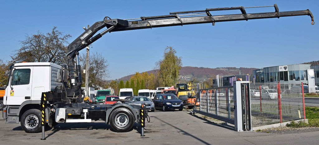 Mercedes-Benz ACTROS 1844 * Sattelzugmaschine *HIAB 330-5/FUNK - وحدة جر: صورة 5 Mercedes-Benz ACTROS 1844 * Sattelzugmaschine *HIAB 330-5/FUNK - وحدة جر: صورة 5