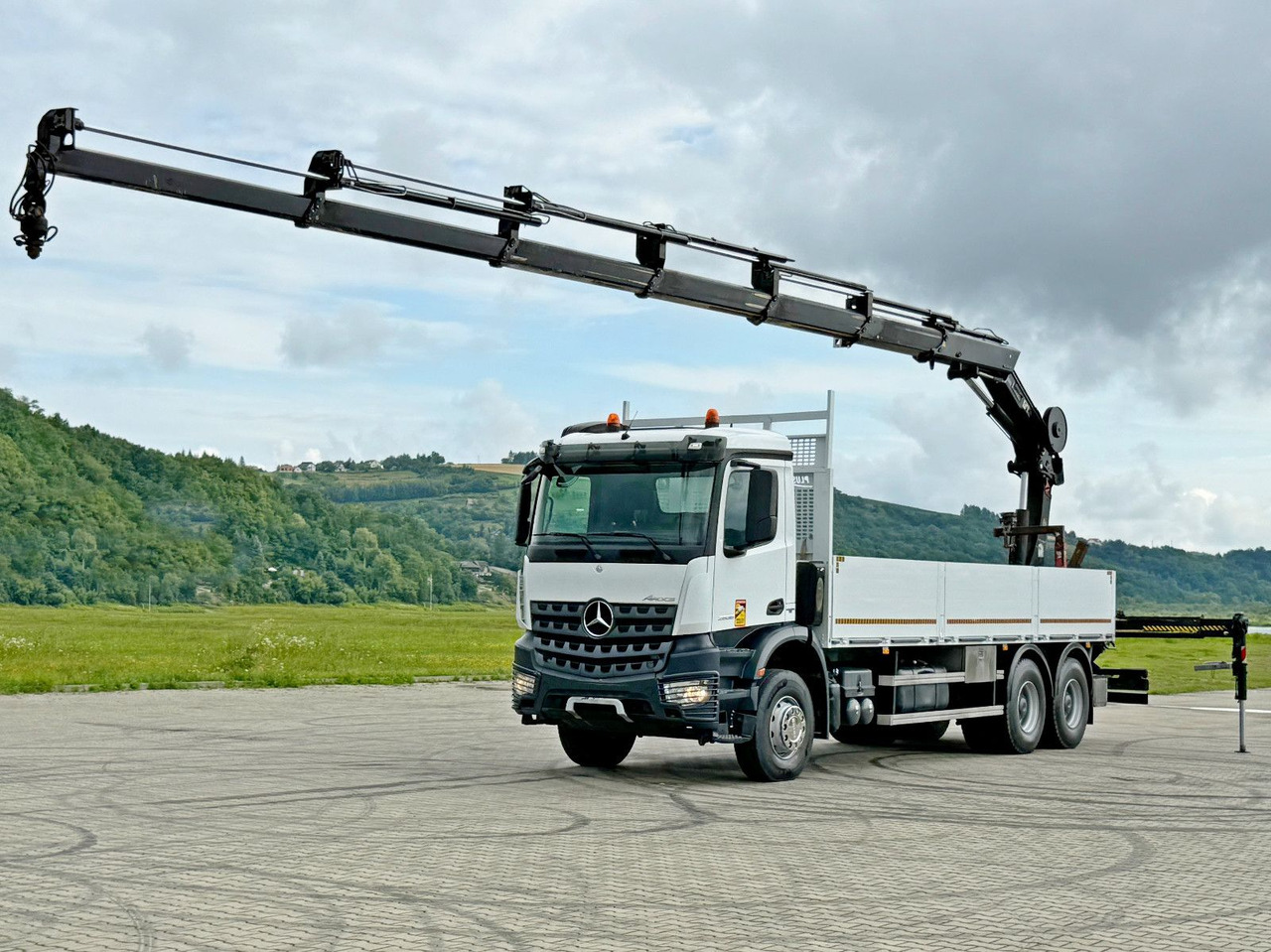 Mercedes-Benz ACTROS 2636 * HIAB 211 E-6 HIDUO/FUNK *6x4 - شاحنة كرين: صورة 2 Mercedes-Benz ACTROS 2636 * HIAB 211 E-6 HIDUO/FUNK *6x4 - شاحنة كرين: صورة 2