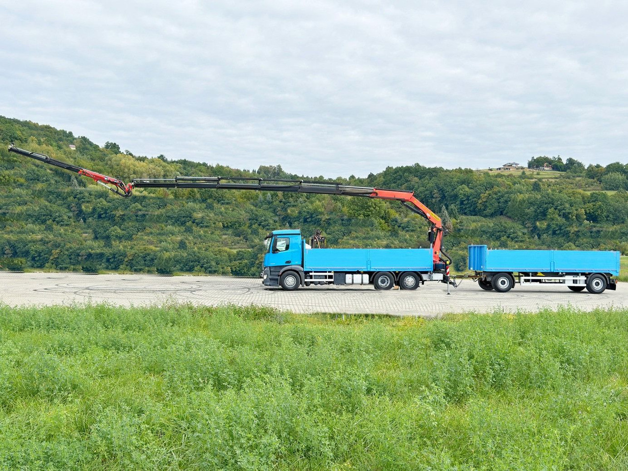 Mercedes-Benz ANTOS 2545*PK 26002-EHE+JIB PJ060A+Anhänger/FUNK - شاحنة كرين: صورة 5 Mercedes-Benz ANTOS 2545*PK 26002-EHE+JIB PJ060A+Anhänger/FUNK - شاحنة كرين: صورة 5