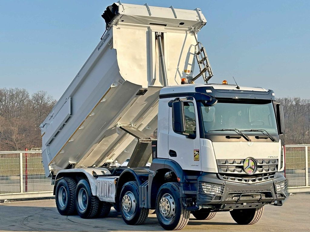 Mercedes-Benz AROCS 3246* KIPPER / 8x4 * TOPZUSTAND - شاحنة قلاب: صورة 3 Mercedes-Benz AROCS 3246* KIPPER / 8x4 * TOPZUSTAND - شاحنة قلاب: صورة 3