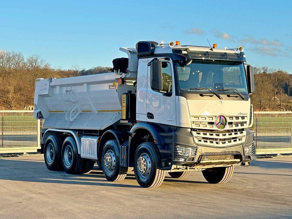 Mercedes-Benz AROCS 3248 * KIPPER * 8x4 * TOPZUSTAND Mercedes-Benz AROCS 3248 * KIPPER * 8x4 * TOPZUSTAND - شاحنة قلاب, شاحنة كرين: صورة 1 Mercedes-Benz AROCS 3248 * KIPPER * 8x4 * TOPZUSTAND Mercedes-Benz AROCS 3248 * KIPPER * 8x4 * TOPZUSTAND - شاحنة قلاب, شاحنة كرين: صورة 1