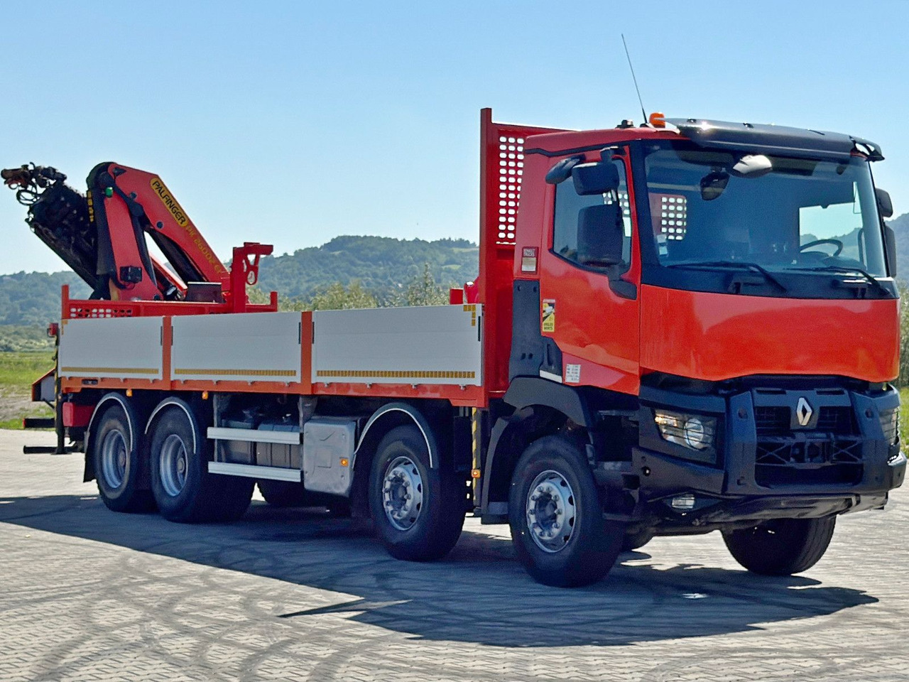 Renault C 430 * PRITSCHE 7,80m*PK 26002 - EH E/FUNK *8x4 - شاحنة كرين: صورة 3 Renault C 430 * PRITSCHE 7,80m*PK 26002 - EH E/FUNK *8x4 - شاحنة كرين: صورة 3