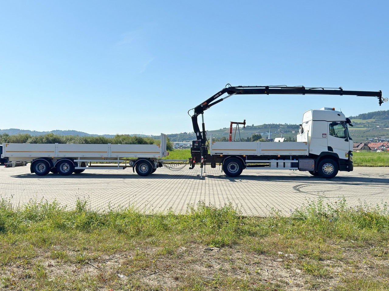 Renault C 440* HIAB X-HIDUO 138 B-3 + FUNK + Anhänger - شاحنة كرين: صورة 5 Renault C 440* HIAB X-HIDUO 138 B-3 + FUNK + Anhänger - شاحنة كرين: صورة 5
