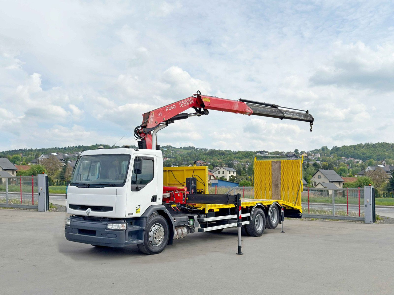 Renault PREMIUM 320 * FASSI F240B.22 + FUNK* TOP - شاحنة سحب: صورة 2 Renault PREMIUM 320 * FASSI F240B.22 + FUNK* TOP - شاحنة سحب: صورة 2