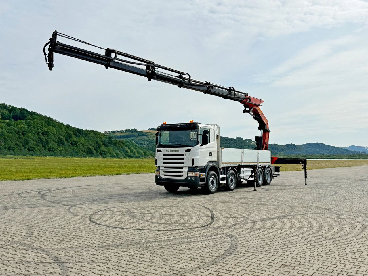 Scania R 420 PRITSCHE 6,47 m * PK 44002/FUNK * 8x4 /TOP - شاحنة كرين: صورة 2 Scania R 420 PRITSCHE 6,47 m * PK 44002/FUNK * 8x4 /TOP - شاحنة كرين: صورة 2