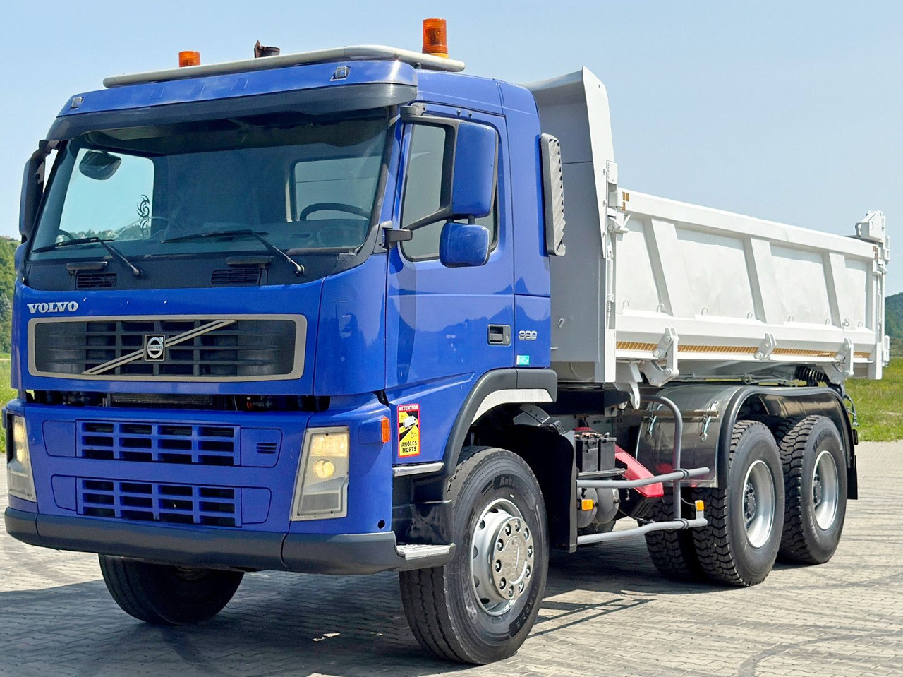 Volvo FM 380 Kipper 5,20 m + BORDMATIC / 6x4 - شاحنة قلاب, شاحنة كرين: صورة 5 Volvo FM 380 Kipper 5,20 m + BORDMATIC / 6x4 - شاحنة قلاب, شاحنة كرين: صورة 5