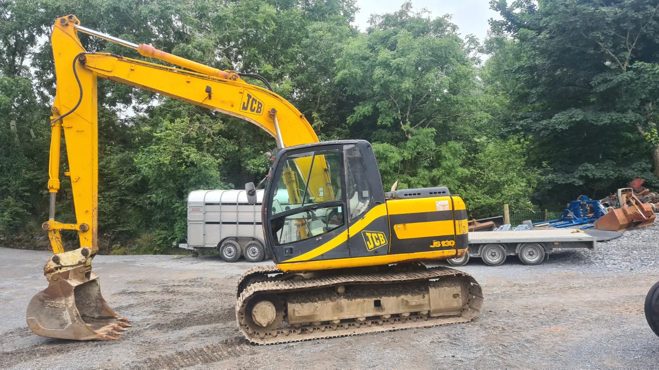 JCB JS 130 - حفار زحاف: صورة 2 JCB JS 130 - حفار زحاف: صورة 2