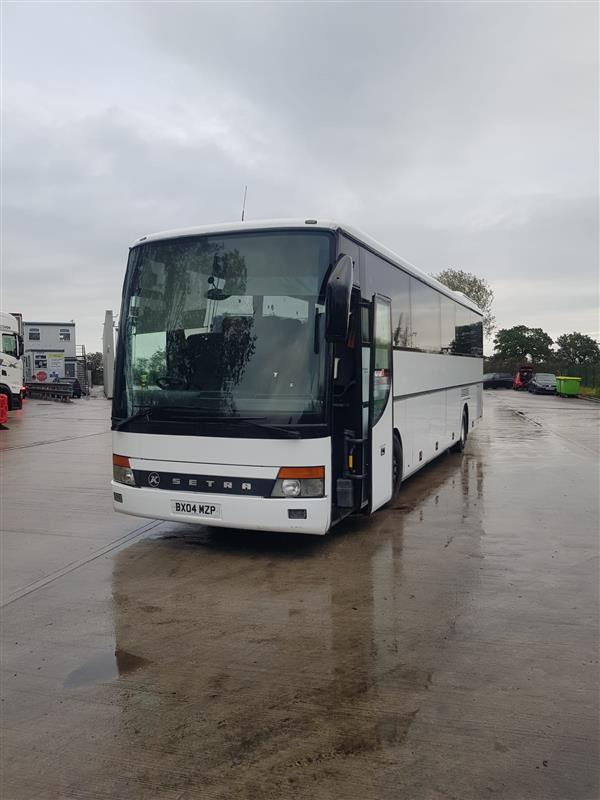 2004 Setra 315 GT 49 Seat coach, MOT November, 6 cylinder, 6 speed manual, excellent runner. - مركبة كوتش: صورة 1 2004 Setra 315 GT 49 Seat coach, MOT November, 6 cylinder, 6 speed manual, excellent runner. - مركبة كوتش: صورة 1