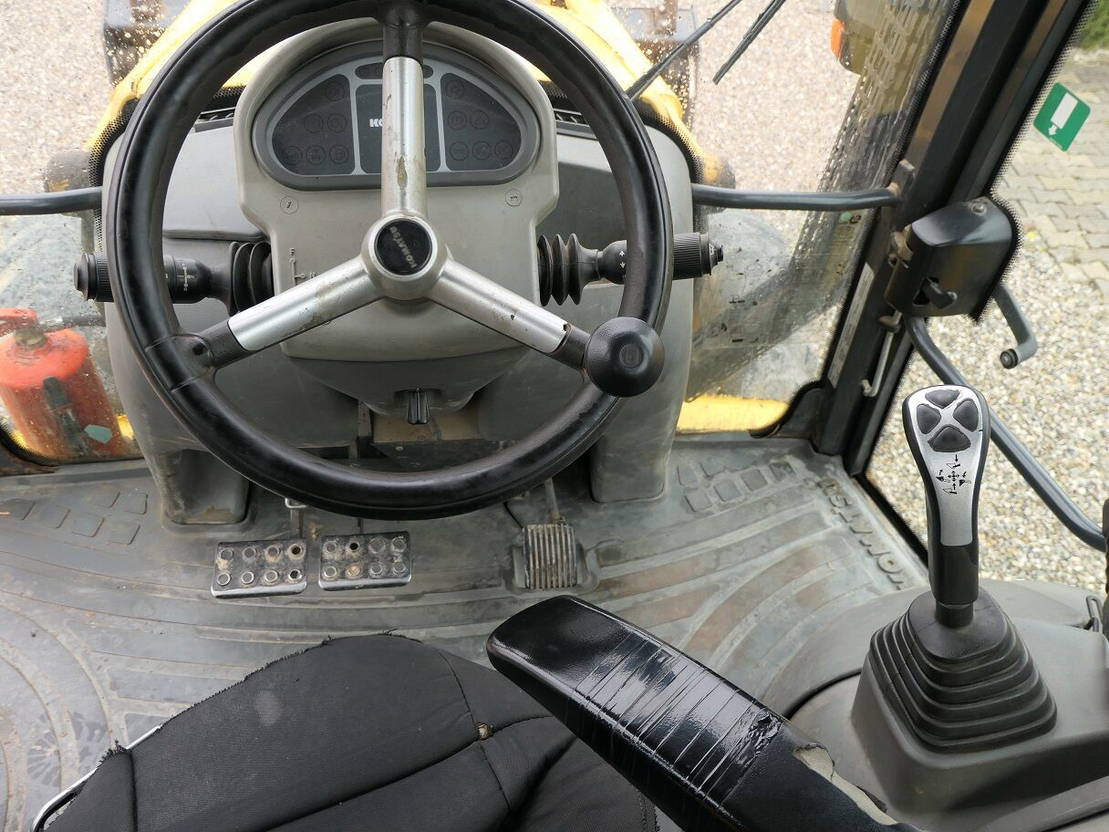 جرافة حفار Komatsu WB 97-5: صورة 9