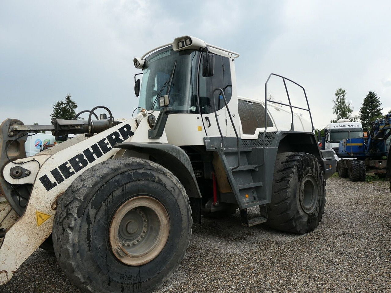 Liebherr L 576 - اللودر بعجل: صورة 4 Liebherr L 576 - اللودر بعجل: صورة 4