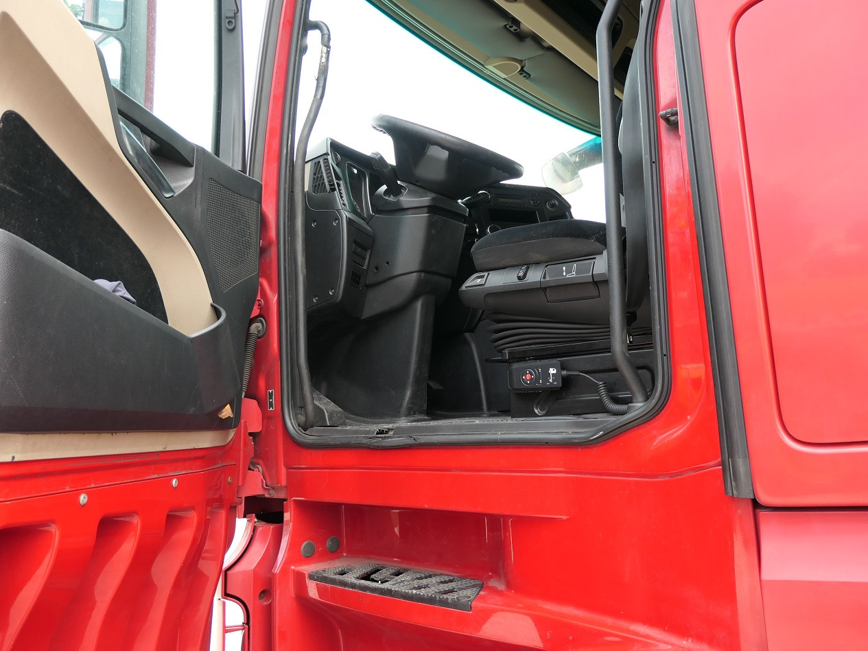 وحدة جر Mercedes Benz Actros 1845: صورة 10