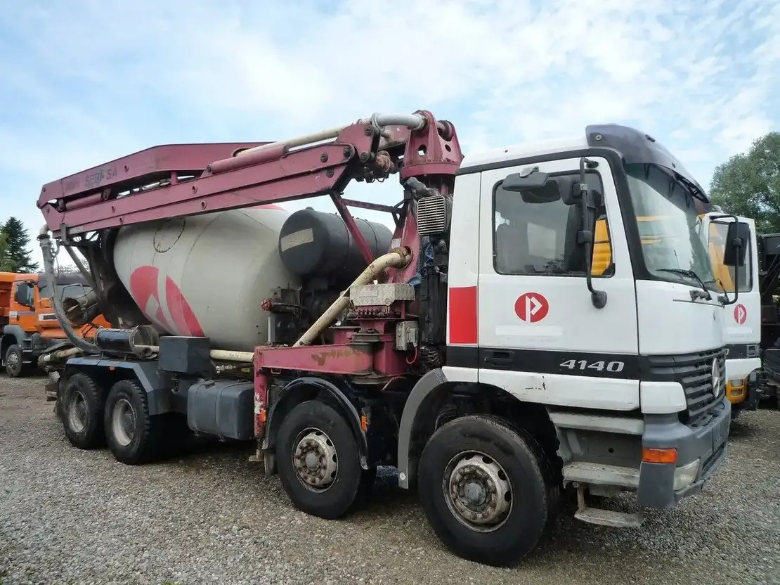 Mercedes-Benz Actros 4141 - خلاطة مع مضخة: صورة 3 Mercedes-Benz Actros 4141 - خلاطة مع مضخة: صورة 3