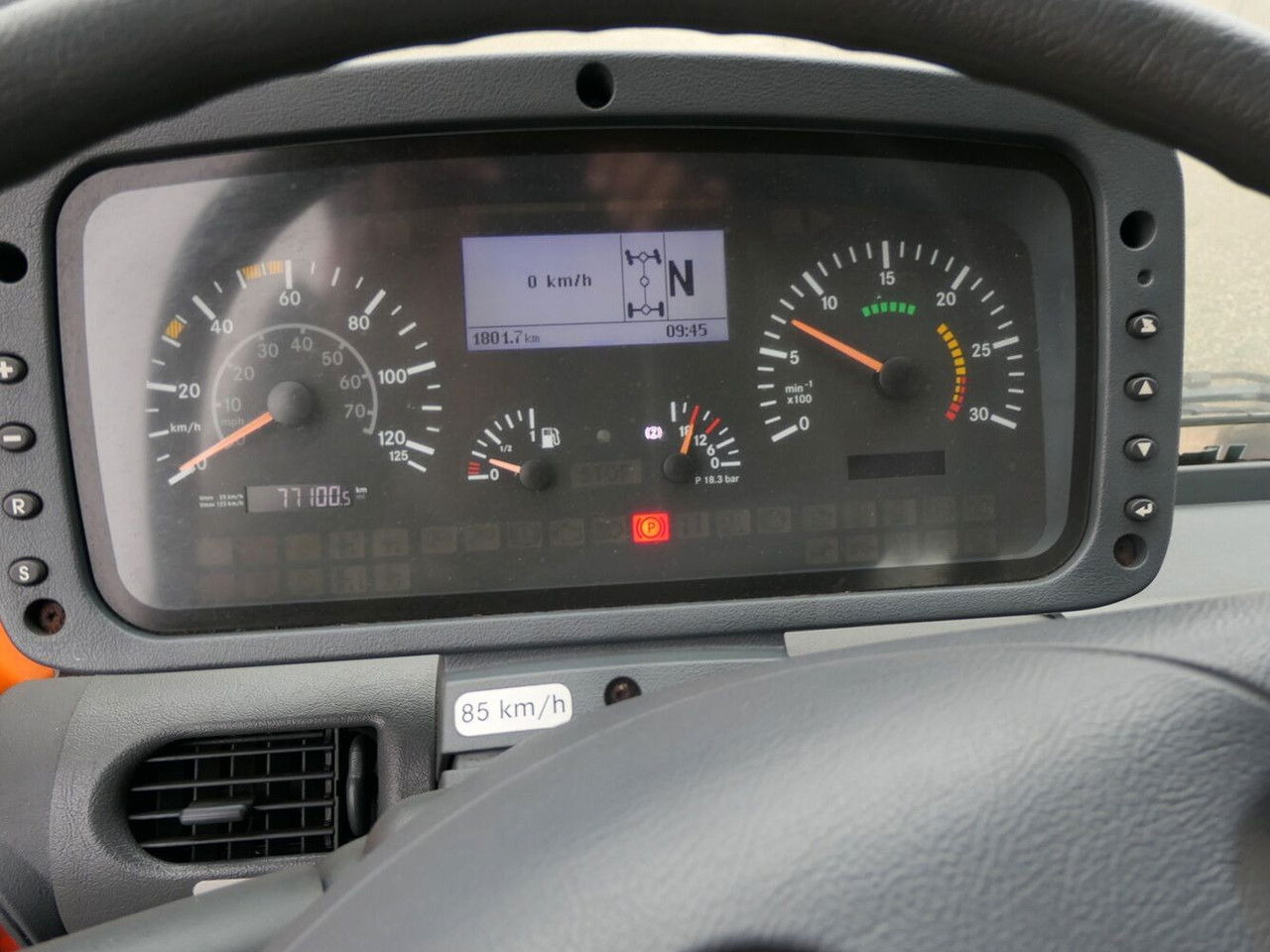 Mercedes-Benz Unimog U500 - جرافة ثلج: صورة 5 Mercedes-Benz Unimog U500 - جرافة ثلج: صورة 5