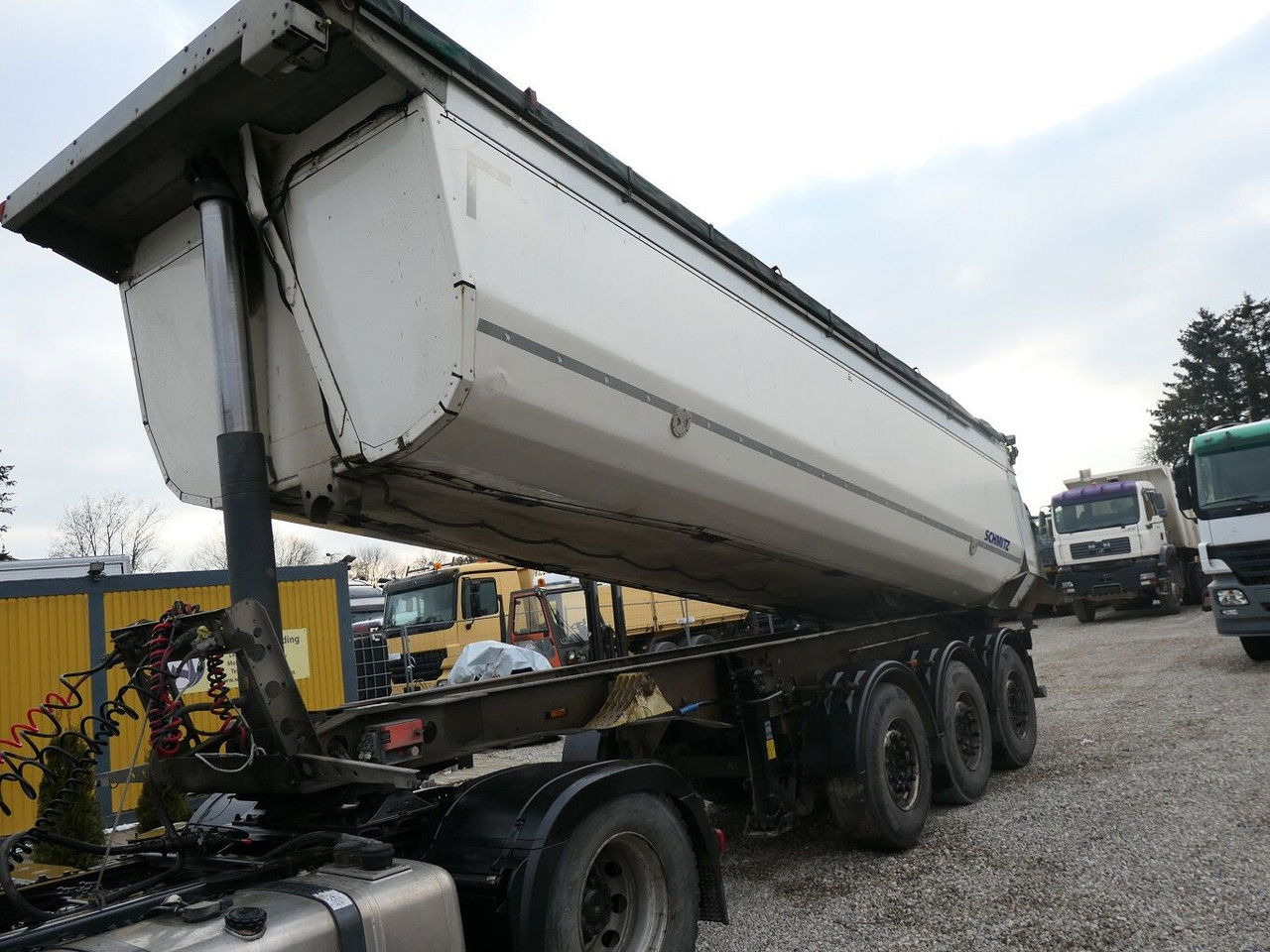 Schmitz Cargobull SGF S3 - قلابة نصف مقطورة نصف مقطورة قلابة: صورة 5 Schmitz Cargobull SGF S3 - قلابة نصف مقطورة نصف مقطورة قلابة: صورة 5