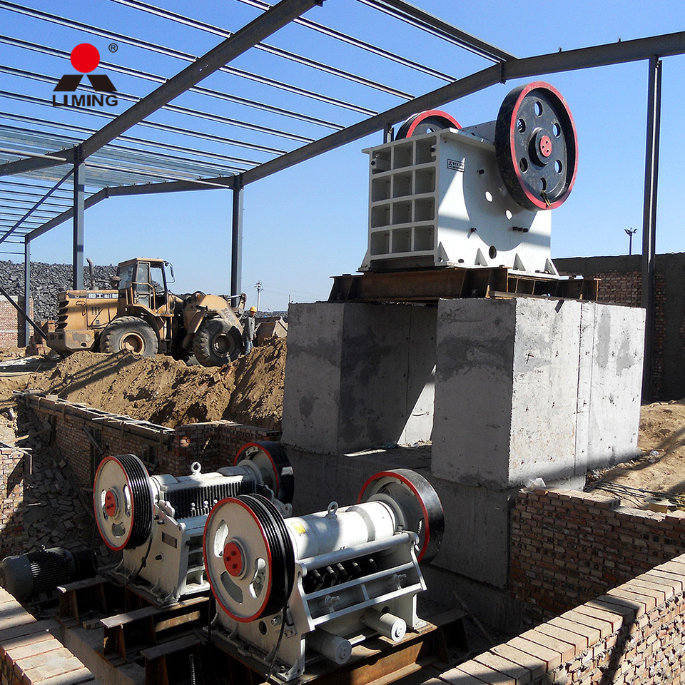 LIMING Large PE 600x900 Gold Ore Jaw Crusher Machine With Vibrating Screen - كسارة فكية: صورة 3 LIMING Large PE 600x900 Gold Ore Jaw Crusher Machine With Vibrating Screen - كسارة فكية: صورة 3