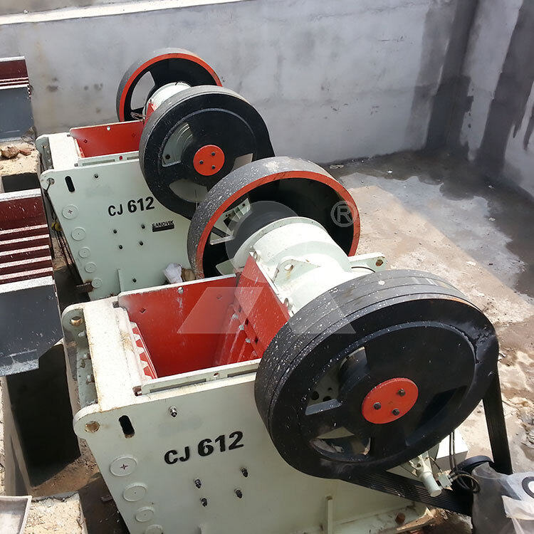 Liming Gravel Crusher Rock Crushing Production Plant - كسارة فكية: صورة 1 Liming Gravel Crusher Rock Crushing Production Plant - كسارة فكية: صورة 1