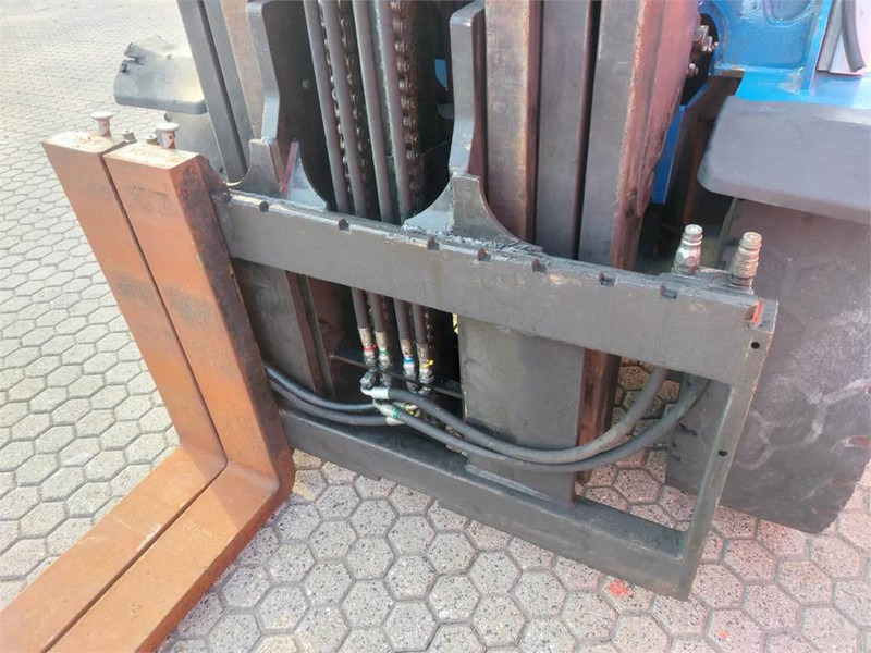 رافعة شوكية ديزل Hyster H5.5FT: صورة 9