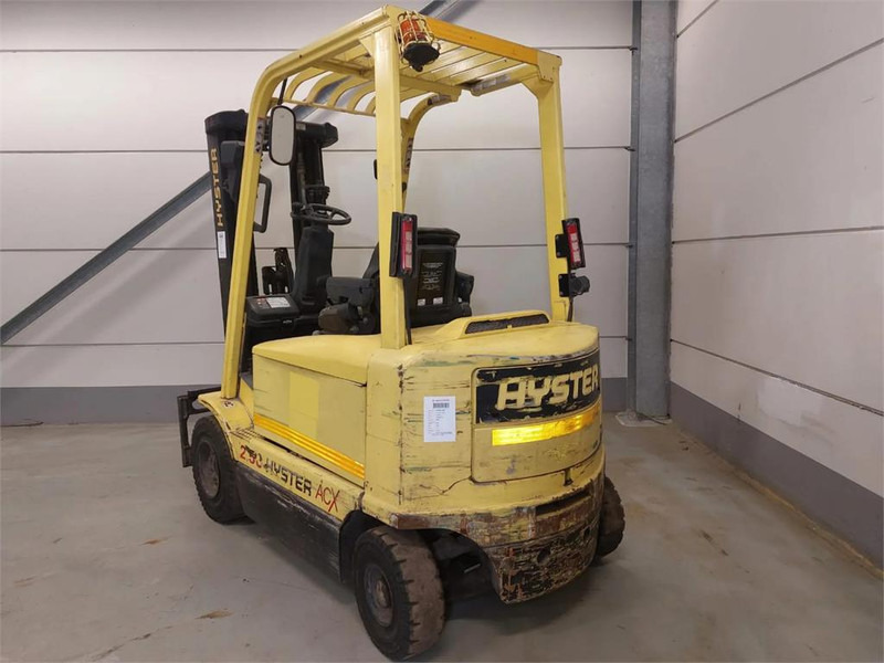 رافعة شوكية كهربائية Hyster J2.50XM-717: صورة 6