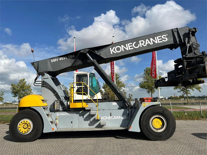 KONECRANES SMV 4531 TB5 - المعبِّئ المناول: صورة 1 KONECRANES SMV 4531 TB5 - المعبِّئ المناول: صورة 1