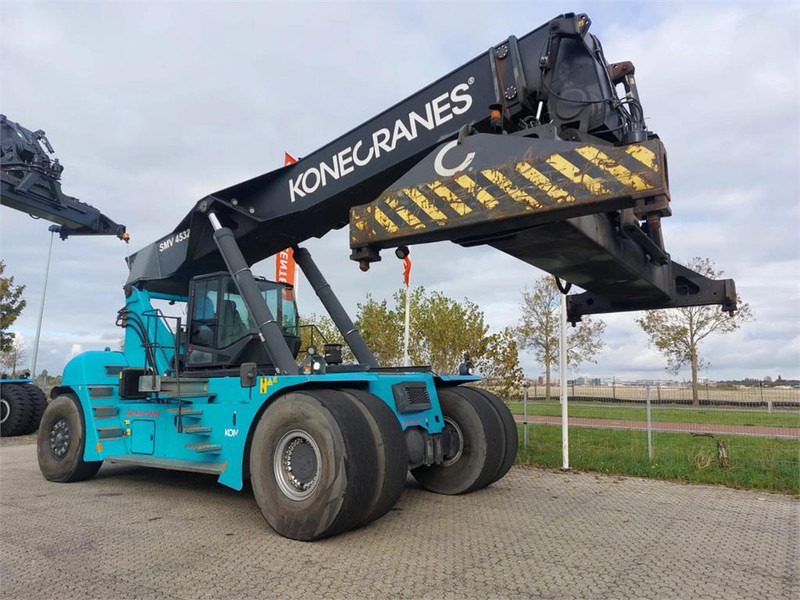 KONECRANES SMV 4532 TC5 - المعبِّئ المناول: صورة 3 KONECRANES SMV 4532 TC5 - المعبِّئ المناول: صورة 3