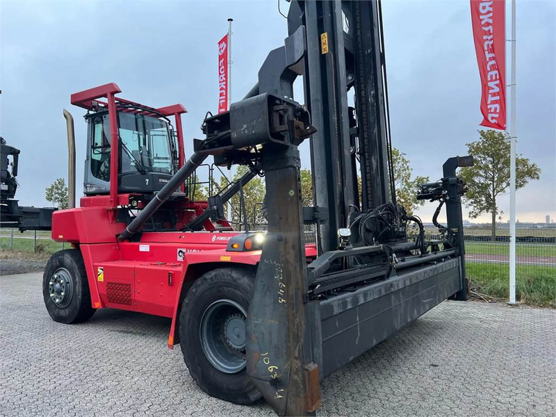 Kalmar DCG100-45ED7 - مناولة الحاوية: صورة 2 Kalmar DCG100-45ED7 - مناولة الحاوية: صورة 2