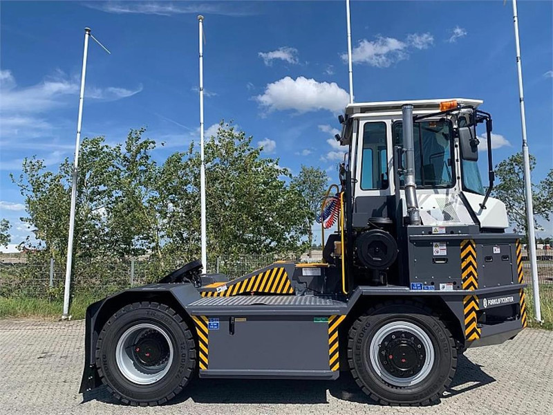 Mafi HD445 4x4 - جرار المحطة: صورة 2 Mafi HD445 4x4 - جرار المحطة: صورة 2