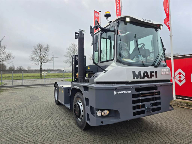 Mafi R336 4x4 - جرار المحطة: صورة 1 Mafi R336 4x4 - جرار المحطة: صورة 1