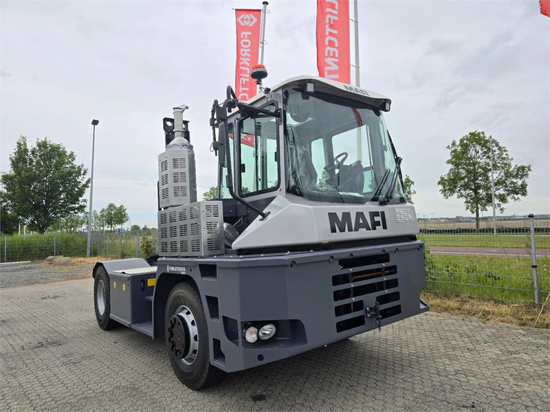 Mafi R336 4x4 - جرار المحطة: صورة 1 Mafi R336 4x4 - جرار المحطة: صورة 1