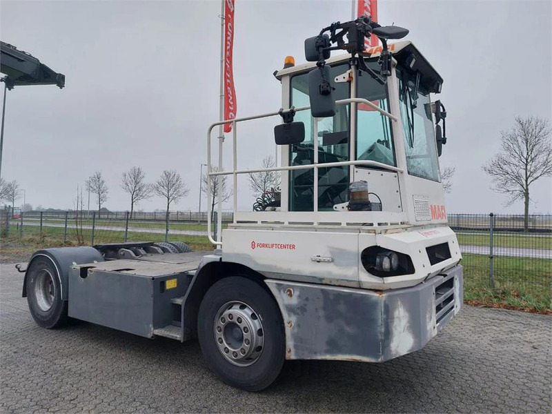 Mafi T225D - جرار المحطة: صورة 1 Mafi T225D - جرار المحطة: صورة 1