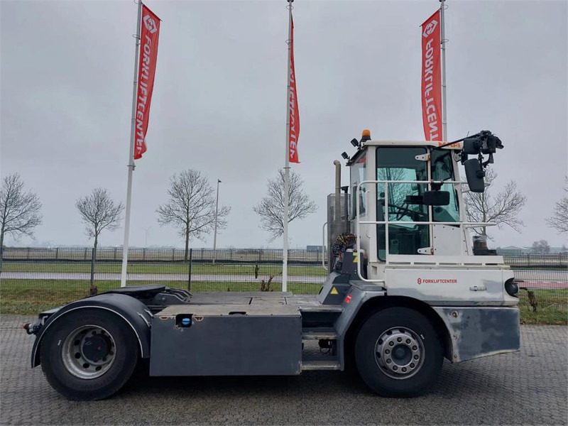 Mafi T225D - جرار المحطة: صورة 3 Mafi T225D - جرار المحطة: صورة 3