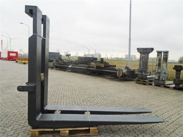 Mafi T230 - جرار المحطة: صورة 1 Mafi T230 - جرار المحطة: صورة 1