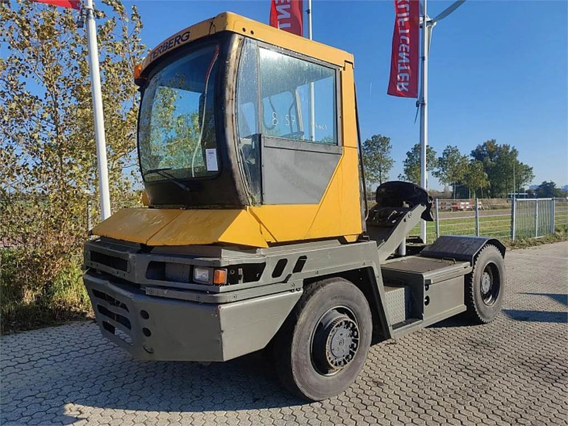 Terberg RT222 4x4 - جرار المحطة: صورة 1 Terberg RT222 4x4 - جرار المحطة: صورة 1
