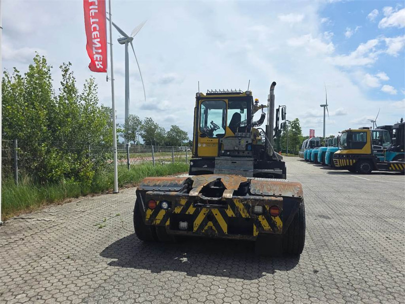 Terberg RT283 4x4 - جرار المحطة: صورة 5 Terberg RT283 4x4 - جرار المحطة: صورة 5
