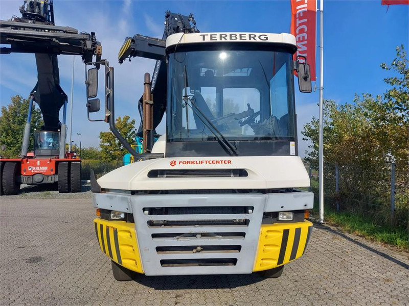 Terberg TT223 - جرار المحطة: صورة 5 Terberg TT223 - جرار المحطة: صورة 5