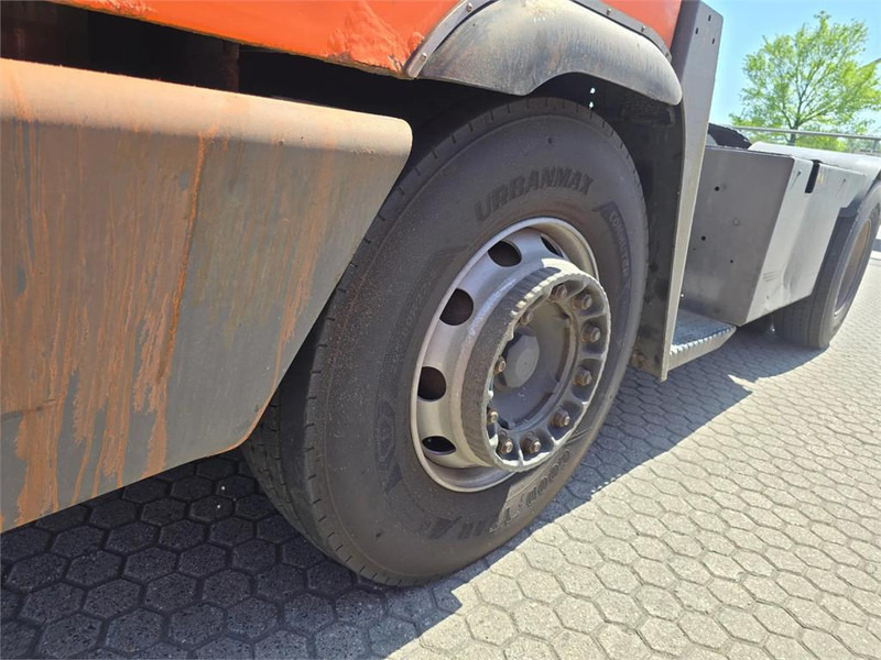 جرار المحطة Terberg YT182: صورة 11 جرار المحطة Terberg YT182: صورة 11