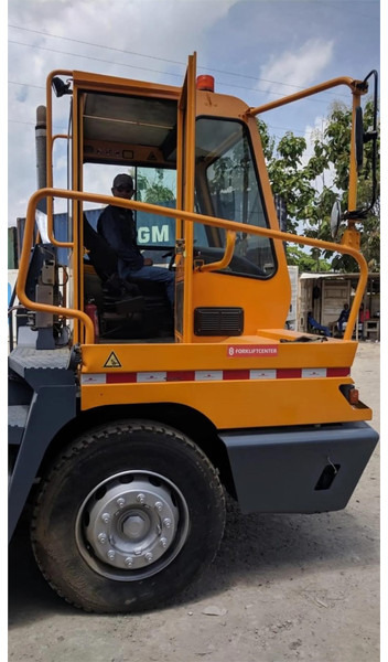 Terberg YT182 - جرار المحطة: صورة 4 Terberg YT182 - جرار المحطة: صورة 4