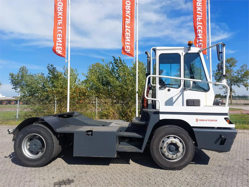 Terberg YT182 - جرار المحطة: صورة 3 Terberg YT182 - جرار المحطة: صورة 3