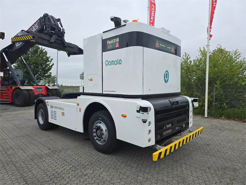 WESTWELL Autonomous Q-Truck Q084D - جرار المحطة: صورة 1 WESTWELL Autonomous Q-Truck Q084D - جرار المحطة: صورة 1