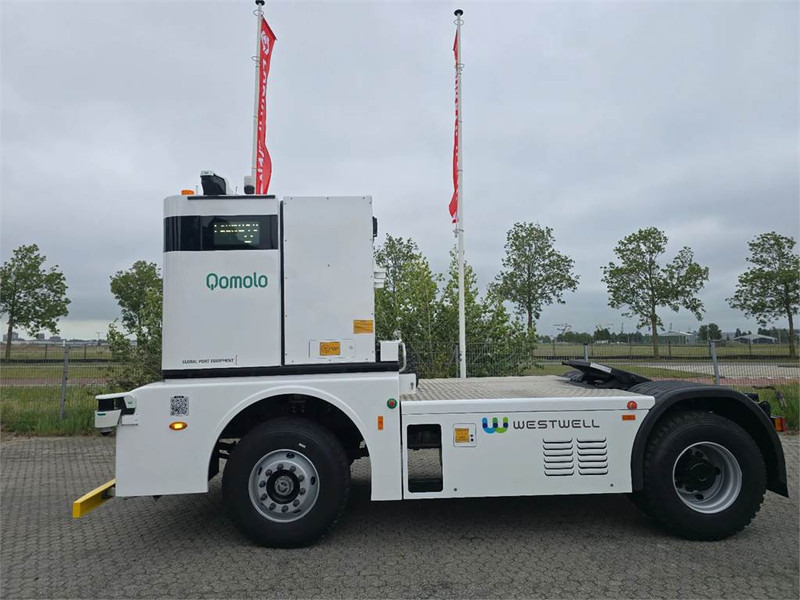 WESTWELL Autonomous Q-Truck Q084D - جرار المحطة: صورة 4 WESTWELL Autonomous Q-Truck Q084D - جرار المحطة: صورة 4